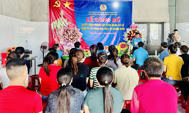 Quang cảnh buổi lễ.