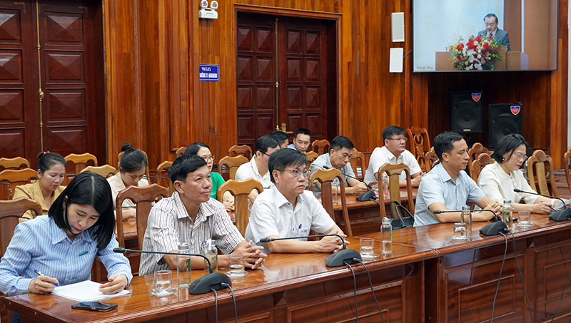 Đại biểu dự tọa đàm