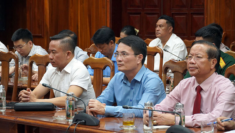 Đại biểu dự tọa đàm