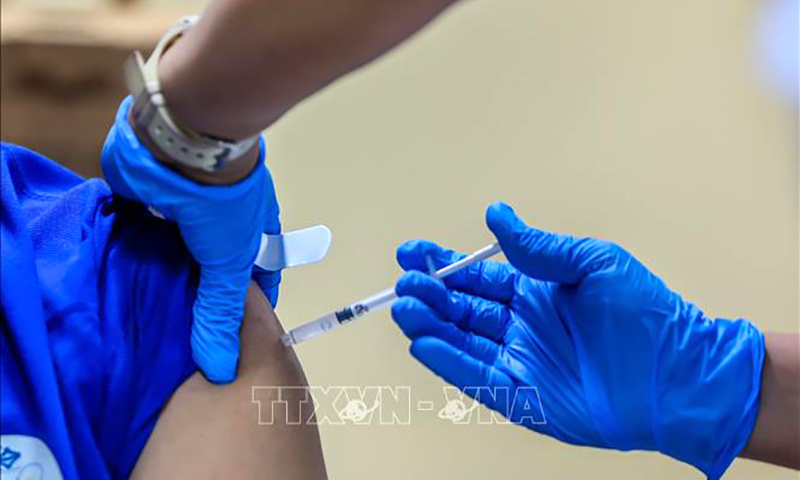 Lợi ích của kết hợp tiêm mũi tăng cường vaccine ngừa COVID-19 với vaccine phòng cúm