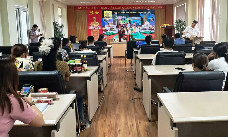 Nâng cao kỹ năng giới thiệu sản phẩm bán hàng trên nền tảng số