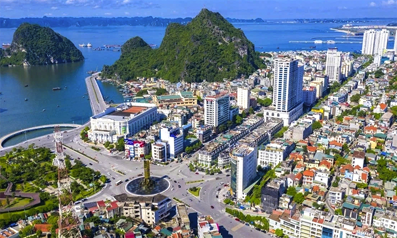 Đơn vị hành chính hai cấp: Giữ lại thành phố, thị xã là vẫn còn cấp trung gian