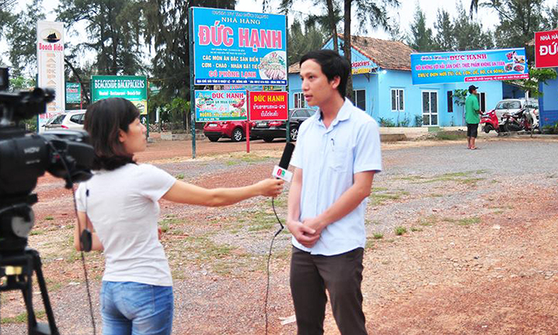 Khi nhà báo bị "phỏng vấn" ngược