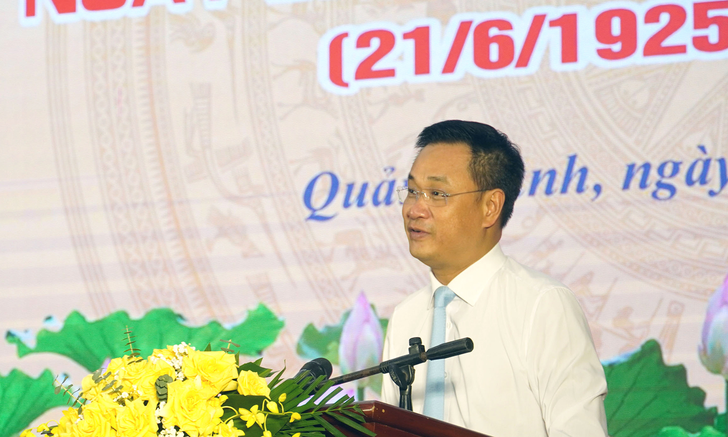 "Tâm sáng, lòng trong, bút sắc", góp phần quan trọng vào phát triển đất nước, xây dựng tỉnh nhà ngày càng giàu mạnh, văn minh (*)