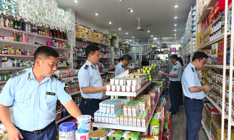 Xử lý hơn 3.100 vụ vi phạm trong đợt cao điểm đấu tranh chống buôn lậu, hàng giả
