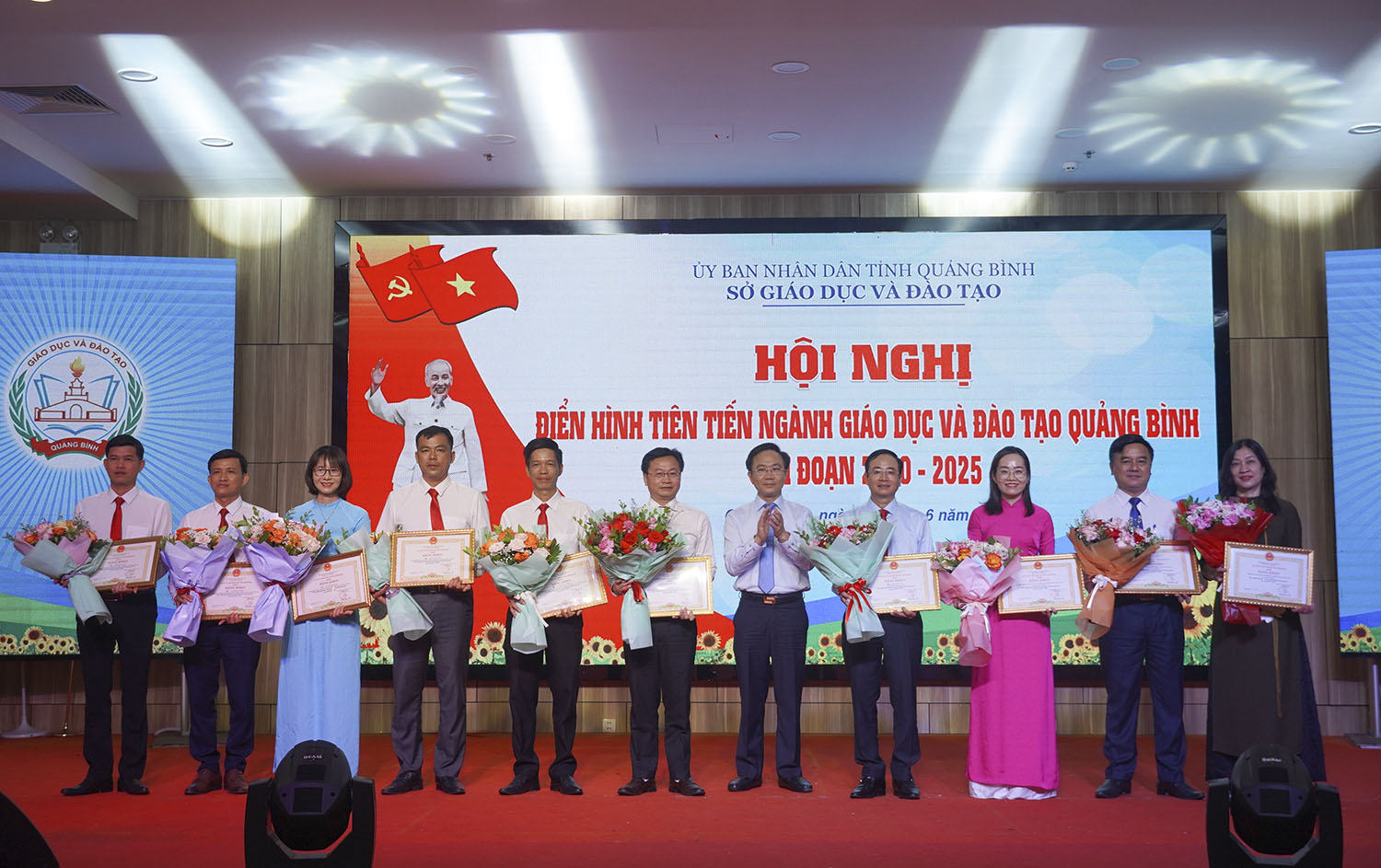 Ngành Giáo dục và Đào tạo: Vinh danh các điển hình tiên tiến