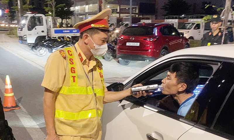 Công tác bảo đảm trật tự an toàn giao thông tiếp tục được giữ vững