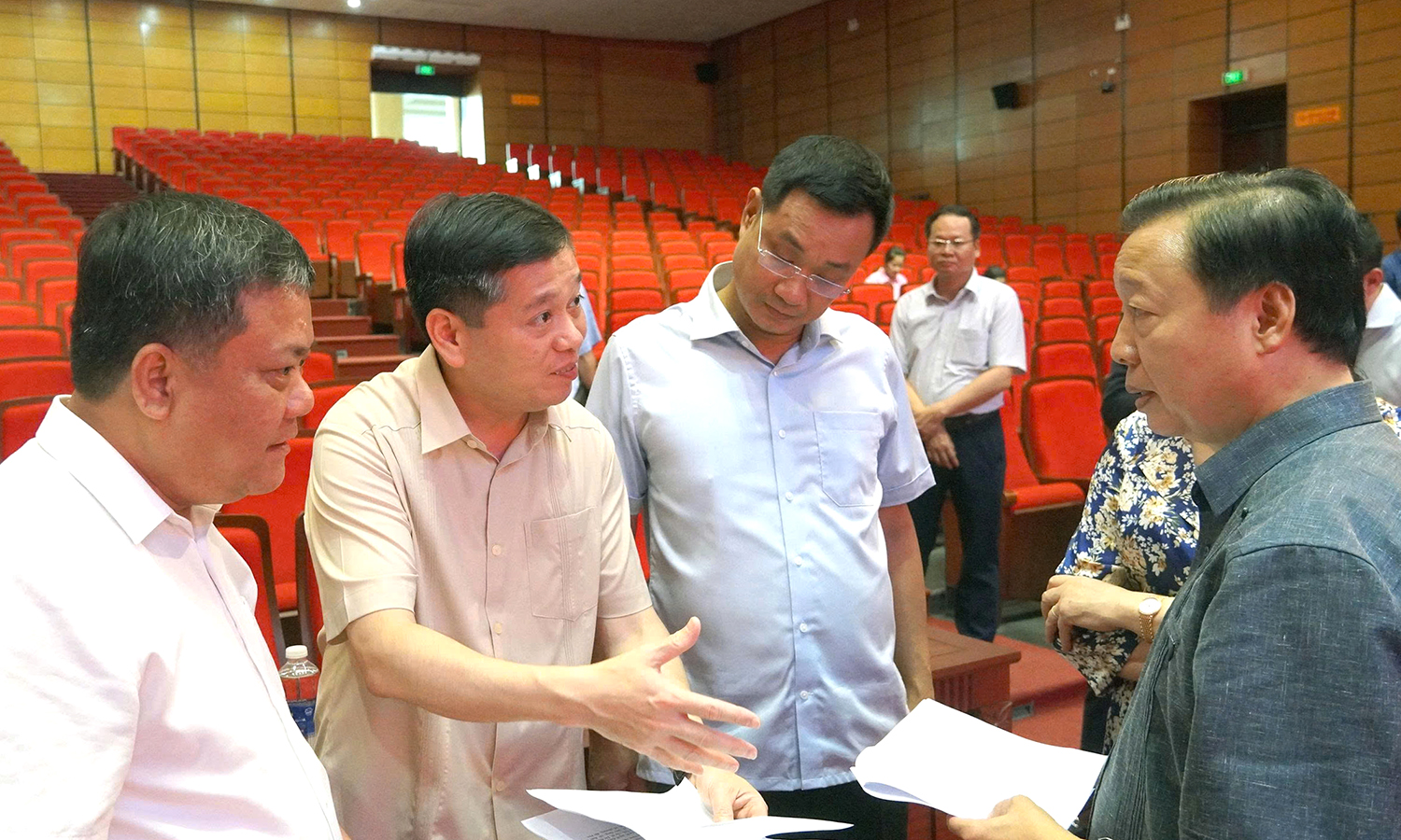 Phó Thủ tướng Chính phủ Trần Hồng Hà kiểm tra công tác chuẩn bị lễ công bố sáp nhập đơn vị hành chính tại Quảng Bình