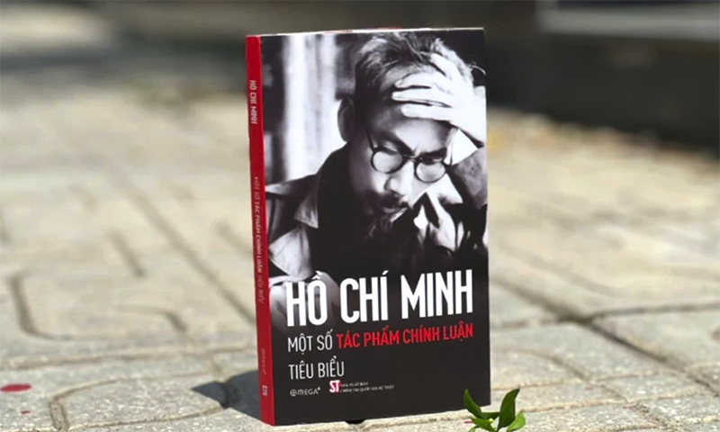 Cuốn sách Một số tác phẩm chính luận tiêu biểu của Chủ tịch Hồ Chí Minh.