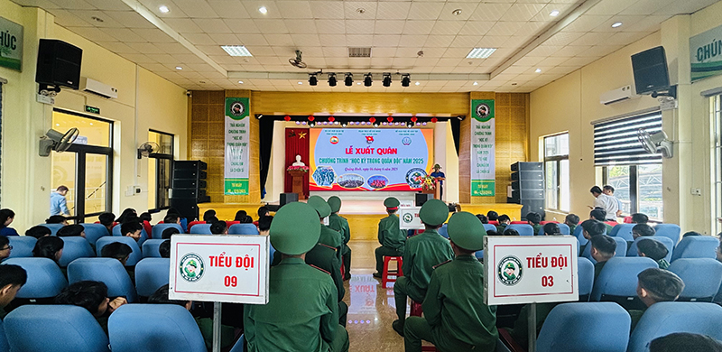 Quang cảnh lễ xuất quân chương trình.