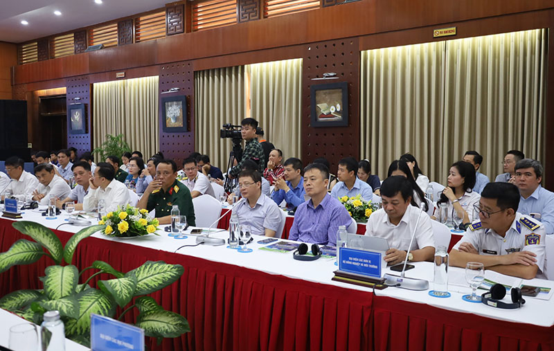  Các đại biểu tham dự hội thảo.