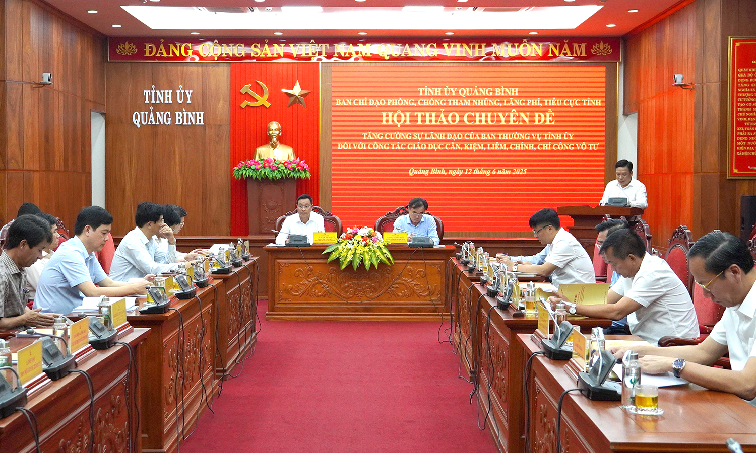 Quang cảnh hội thảo.
