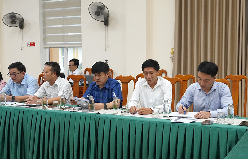 Các đại biểu tham dự hội thảo.