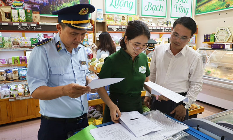 <a href="/tin-tuc/so-huu-tri-tue" title="Sở hữu trí tuệ" rel="dofollow">Sở hữu trí tuệ</a>