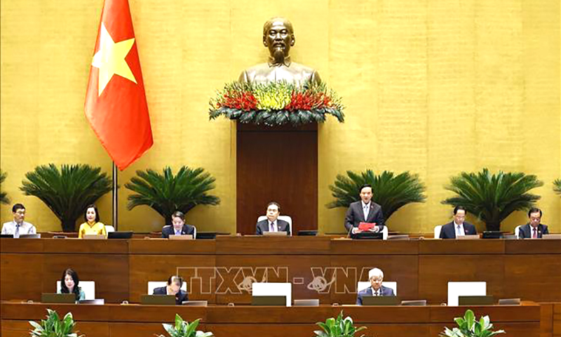 Chiều 13/6/2025, Phó Chủ tịch Quốc hội Nguyễn Khắc Định phát biểu điều hành phiên họp Quốc hội. Ảnh: Doãn Tấn/TTXVN