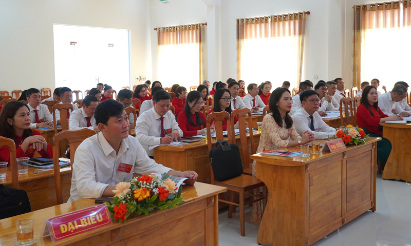 Đại biểu dự đại hội.