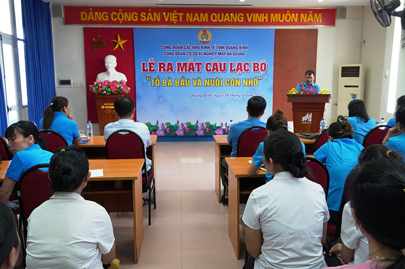 Quang cảnh buổi ra mắt CLB  