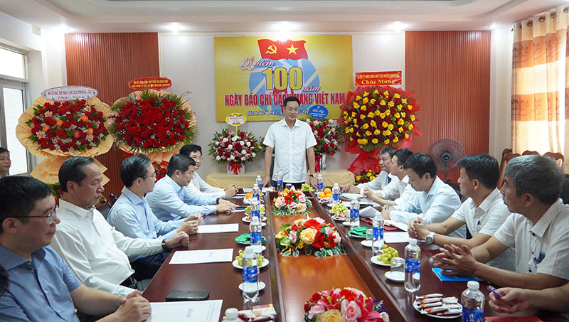Toàn cảnh buổi làm việc