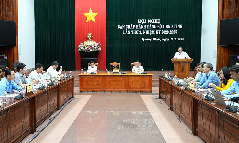 Quang cảnh hội nghị.
