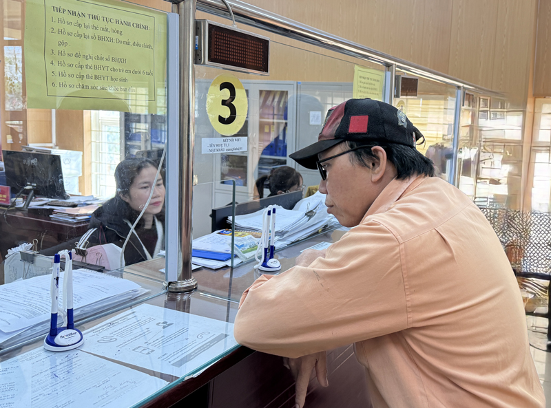 Các cơ quan, đơn vị đẩy mạnh cải cách hành chính nhằm tạo thuận lợi cho người dân, doanh nghiệp.