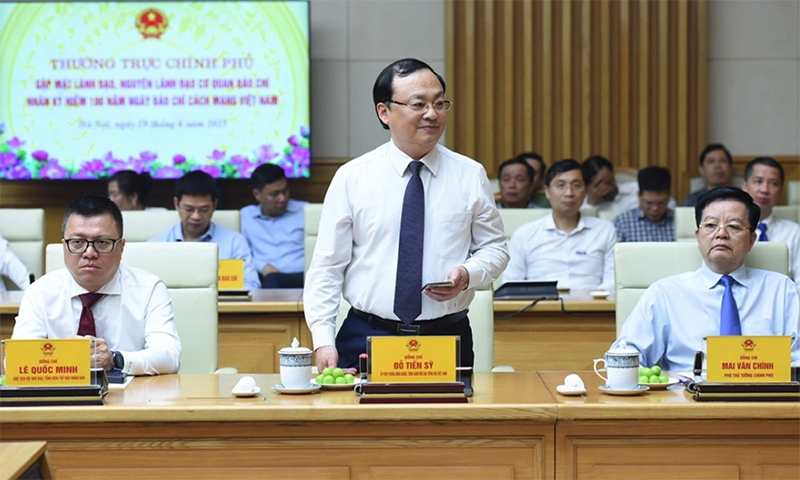 Ủy viên Trung ương Đảng, Tổng Giám đốc Đài Tiếng nói Việt Nam Đỗ Tiến Sỹ.