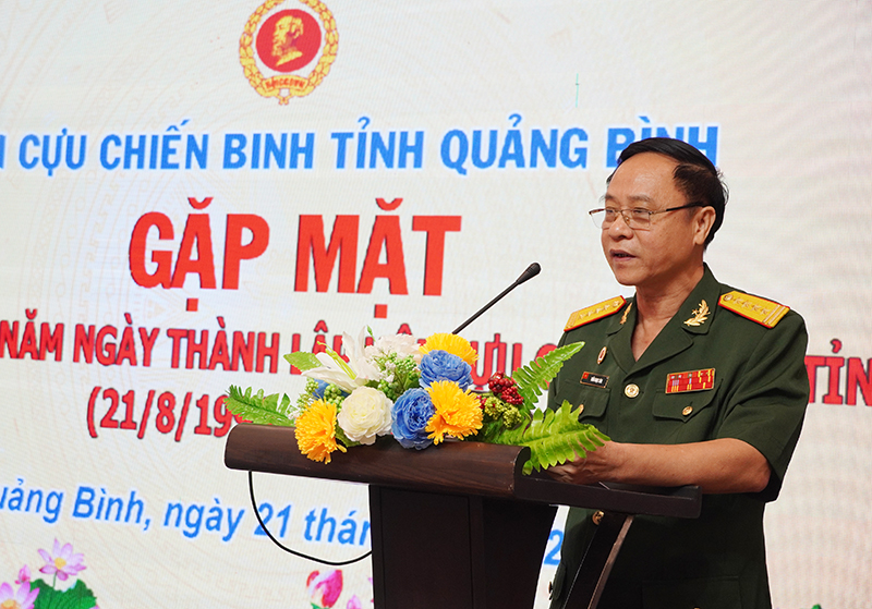 Đại diện lãnh đạo Hội Cựu chiến binh tỉnh phát biểu tại buổi gặp mặt.
