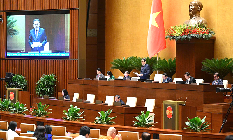 Chủ tịch Quốc hội Trần Thanh Mẫn điều hành phiên chất vấn và trả lời chất vấn tại Quốc hội.