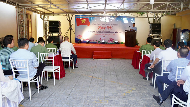 Quang cảnh ngày hội.