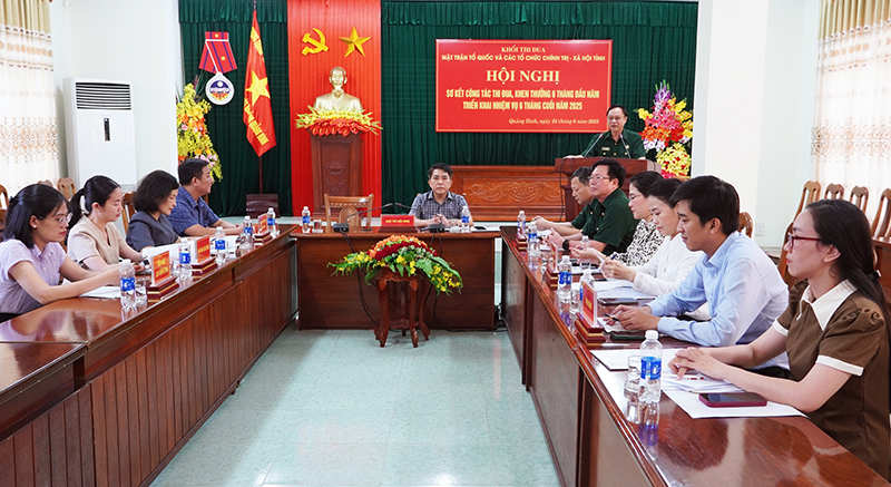 Đại diện Hội Cựu chiến binh tỉnh phát biểu tại hội nghị.