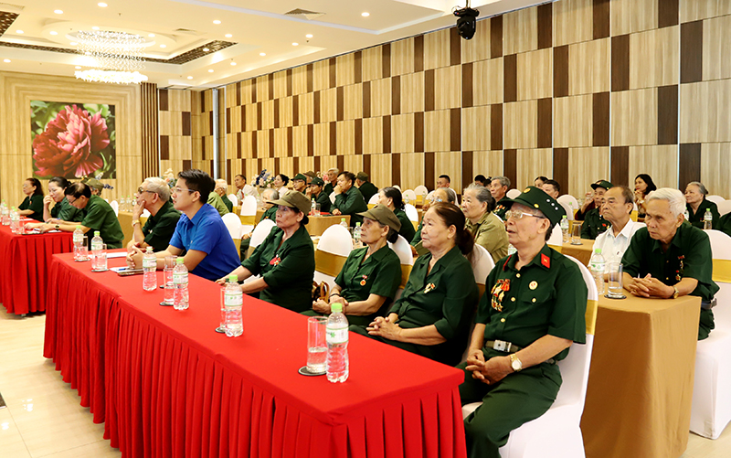Các đại biểu tham dự lễ kỷ niệm.