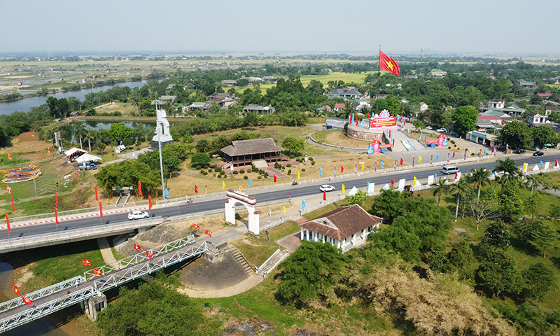 Bờ Bắc sông Bến Hải -Ảnh: Trần Tuyền